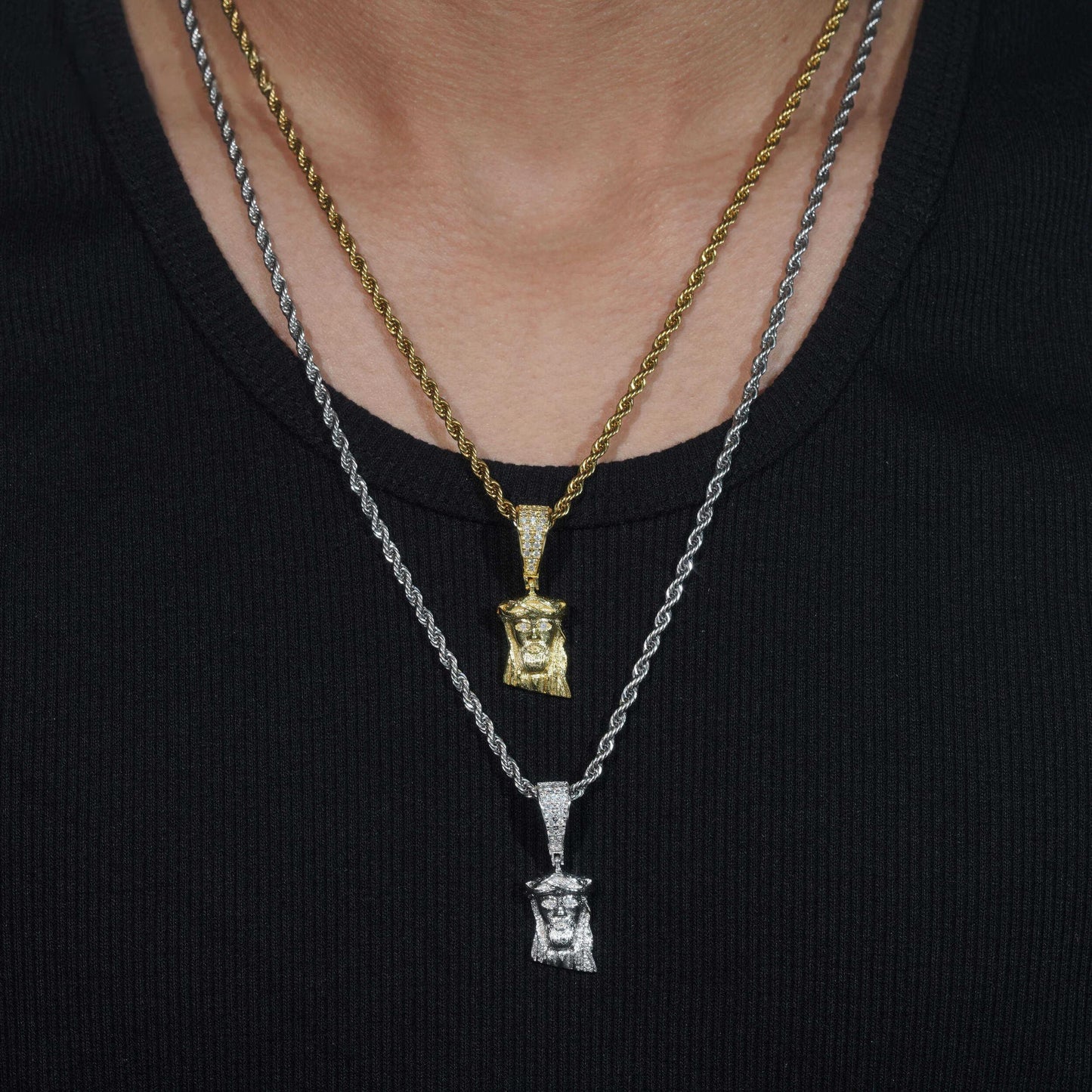 .925 SILVER MIINI JESUS WITH MOISSANITE BAIL PENDANT VTPT0001