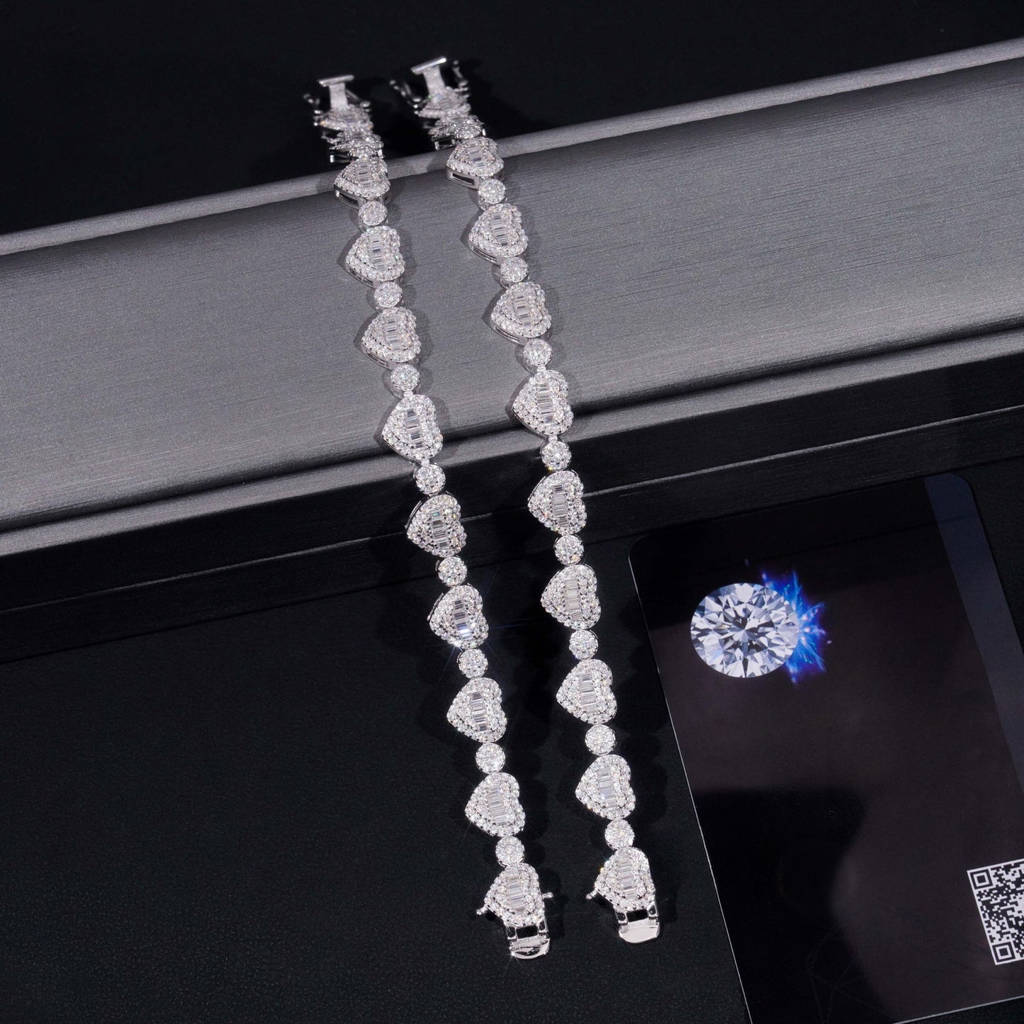 .925 SILVER HEARTS BAGUETTE CUT MOISSANITE BRACELET VTBL5004