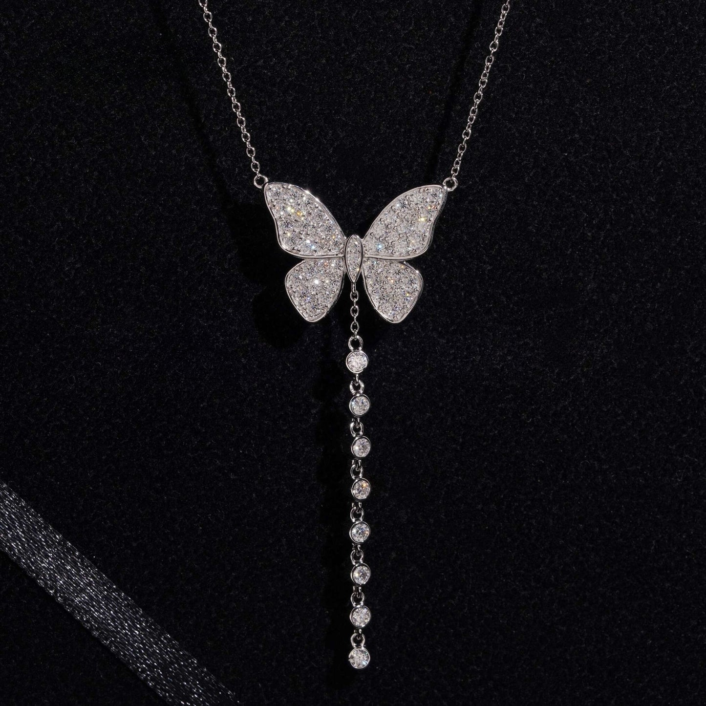 .925 SILVER BUTTERFLY MOISSANITE PENDANT VTNL3002