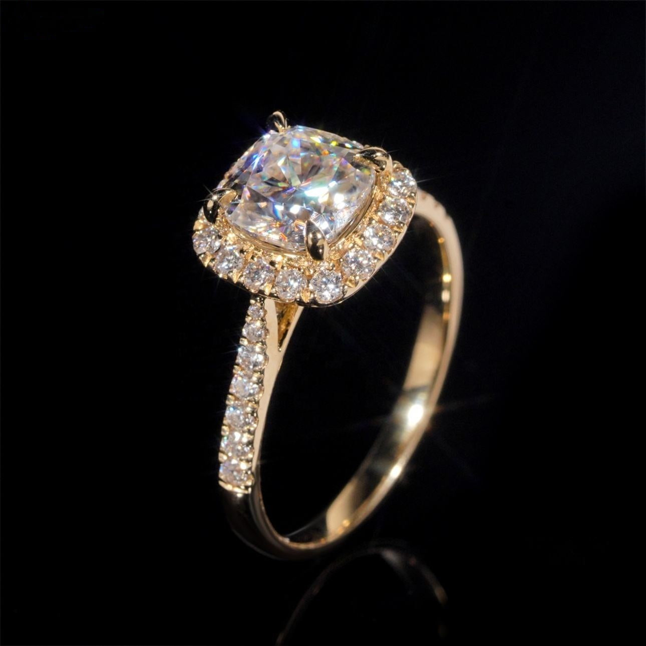 14K GOLD RADIANT CUT HALO MOISSANITE ENGAGEMENT RING VTRG1028