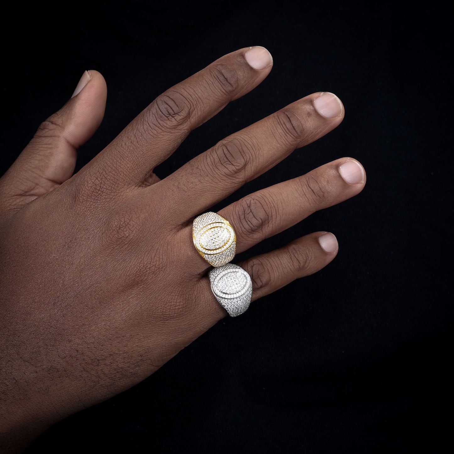 .925 SILVER 'ECLIPSE OVAL' SIGNET RING