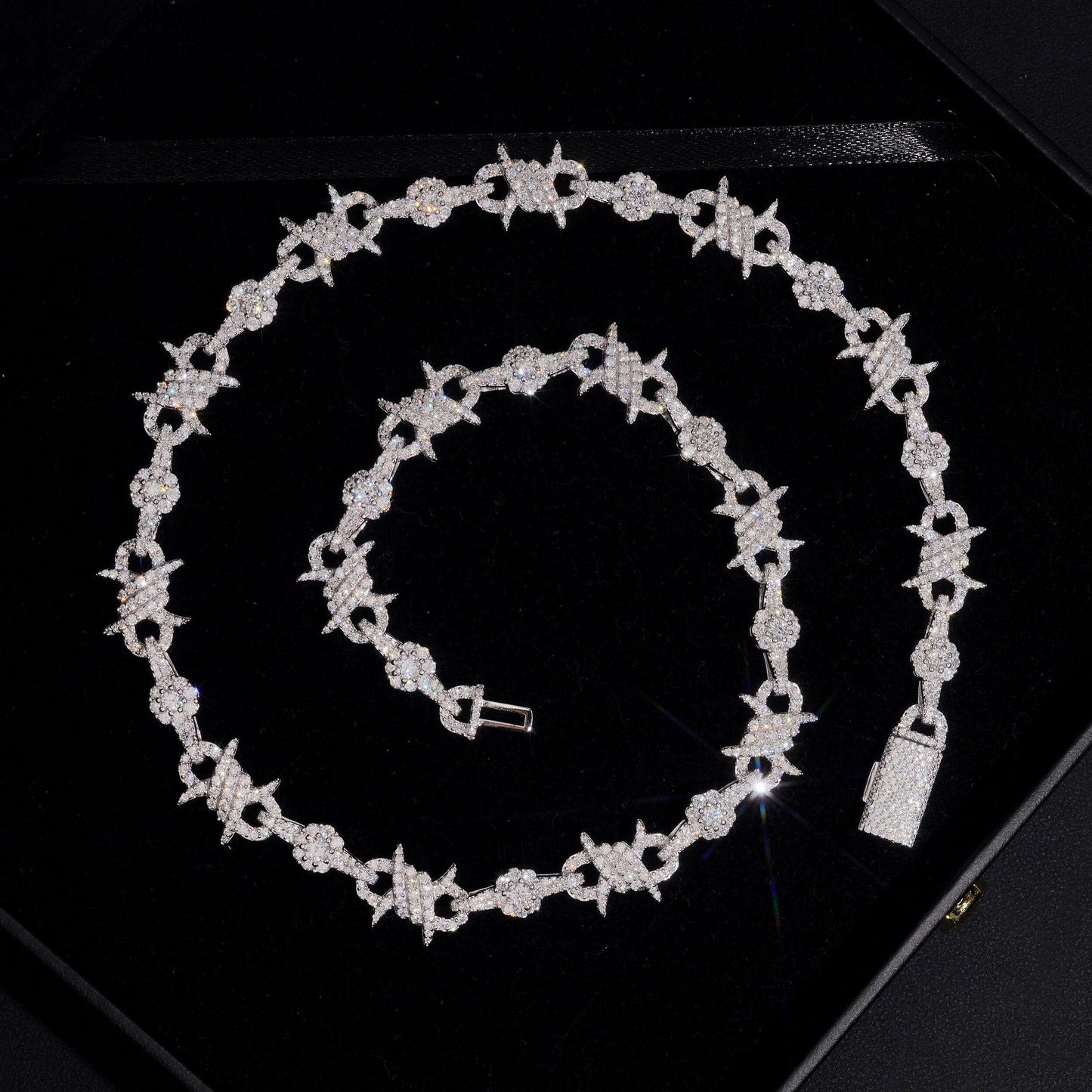 .925 SILVER BARBED WIRE ICED OUT MOISSANITE LINK CHAIN 10MM VTNL2002