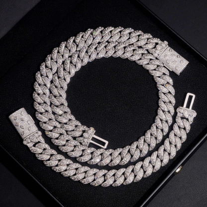 .925 SILVER CUBAN LINK MOISSANITE CHAIN PAVÉ & MULTI CUT IN BEZEL SETTINGS 15MM VTNL0016