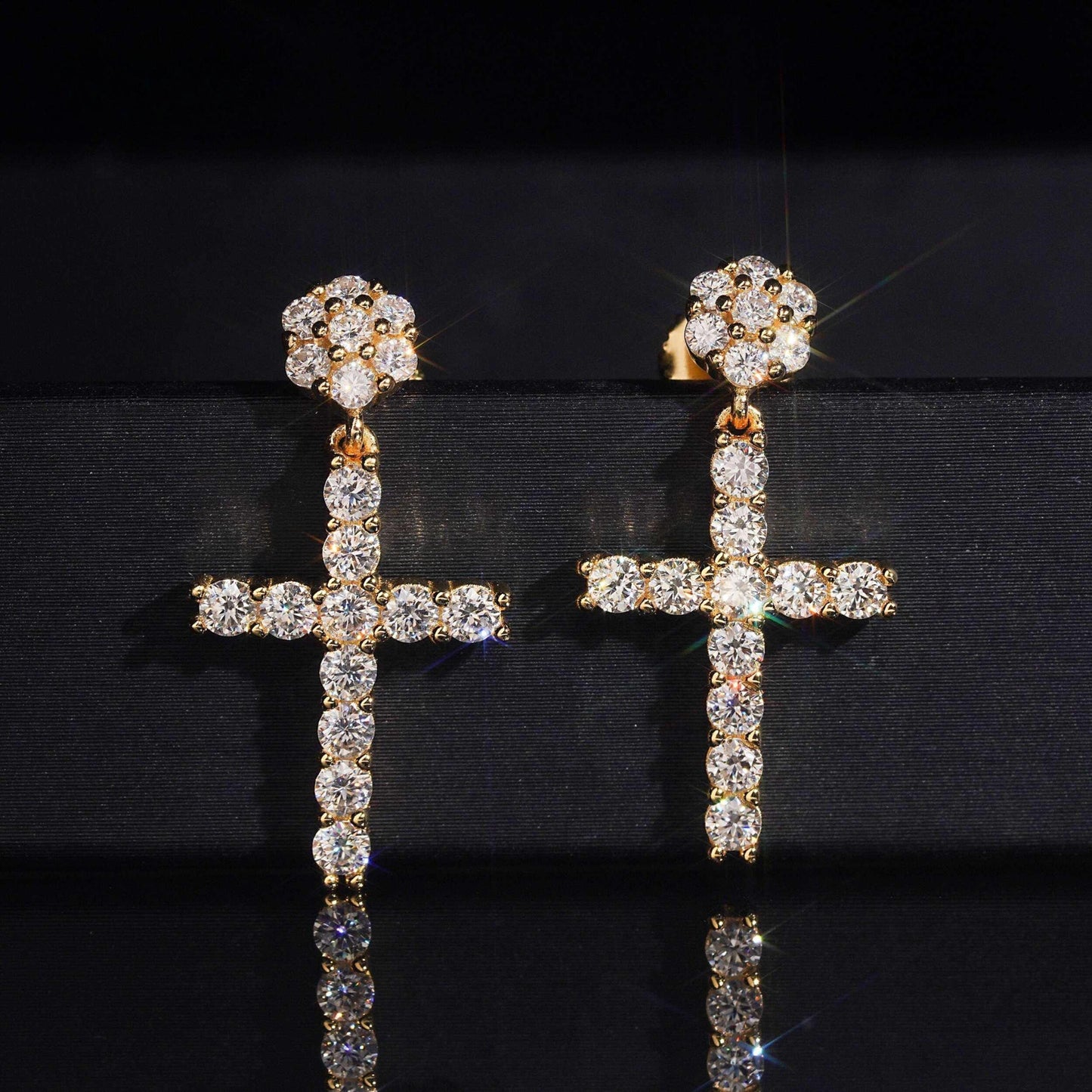 .925 SILVER CROSS CHARM MOISSANITE STUD EARRING VTER1011