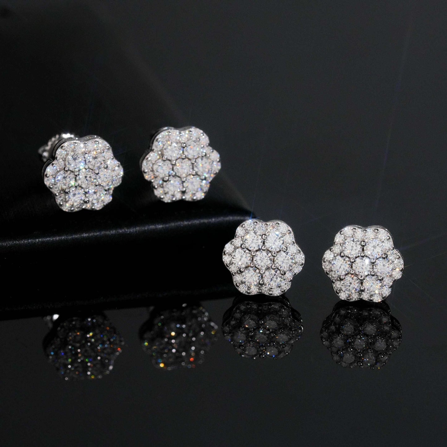 .925 SILVER FLORAL ROUND CUT MOISSANITE STUD EARRING VTER1002