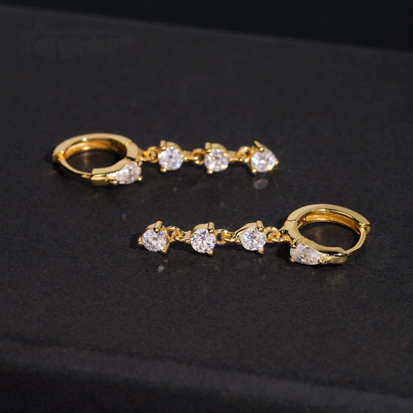 .925 SILVER RD CUT MOISSANITE  DROP EARRING VTER3001