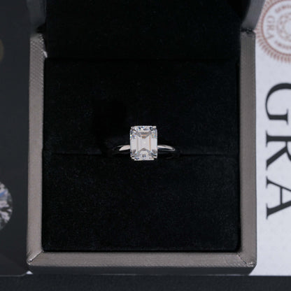 .925 SILVER EMERALD CUT MOISSANITE ENGAGEMENT RING VTRG1004