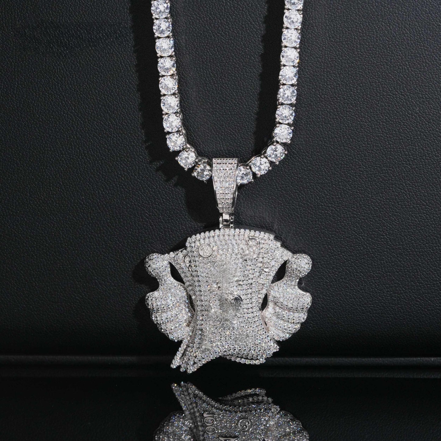 .925 SILVER THUMBS UP MONEY MOISSANITE PENDANT VTPT0005