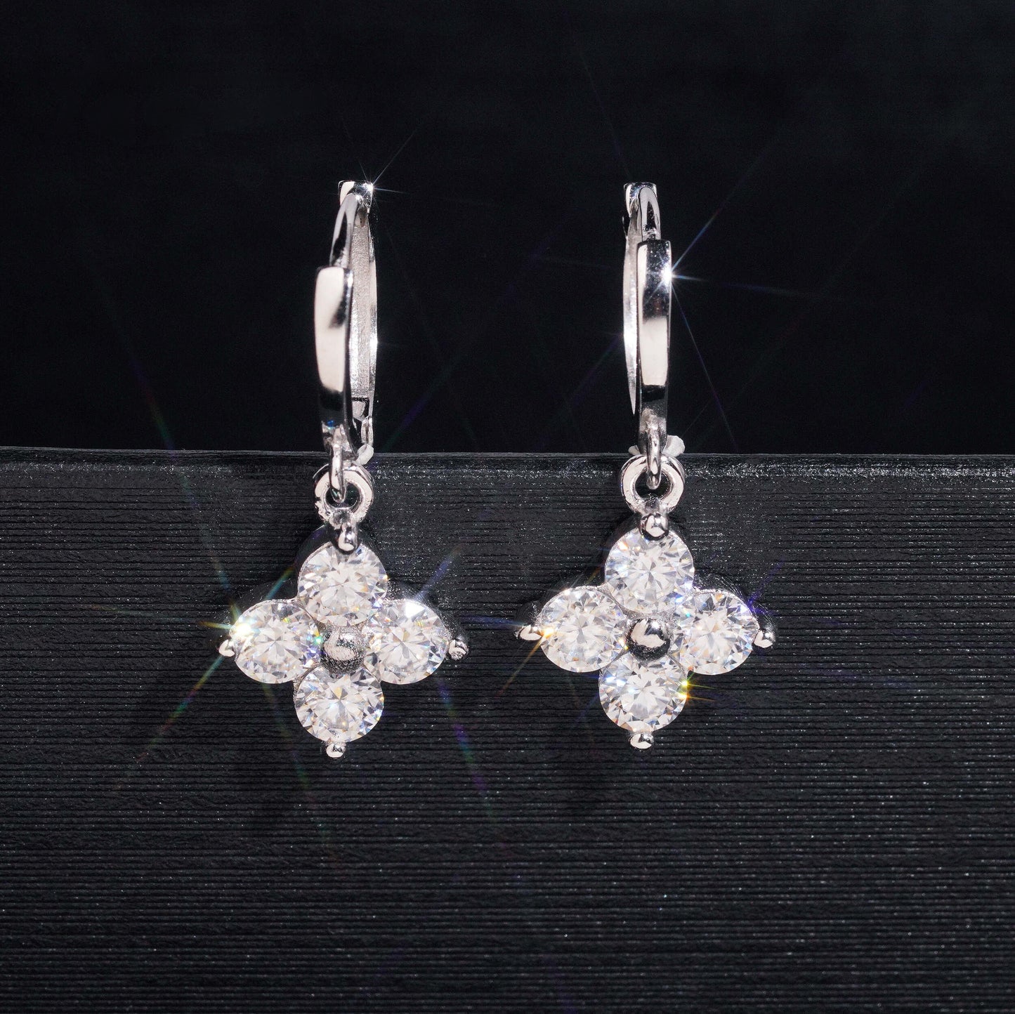 .925 SILVER RD CUT FOUR-PETAL DESIGN MOISSANITE  DROP EARRING VTER3002
