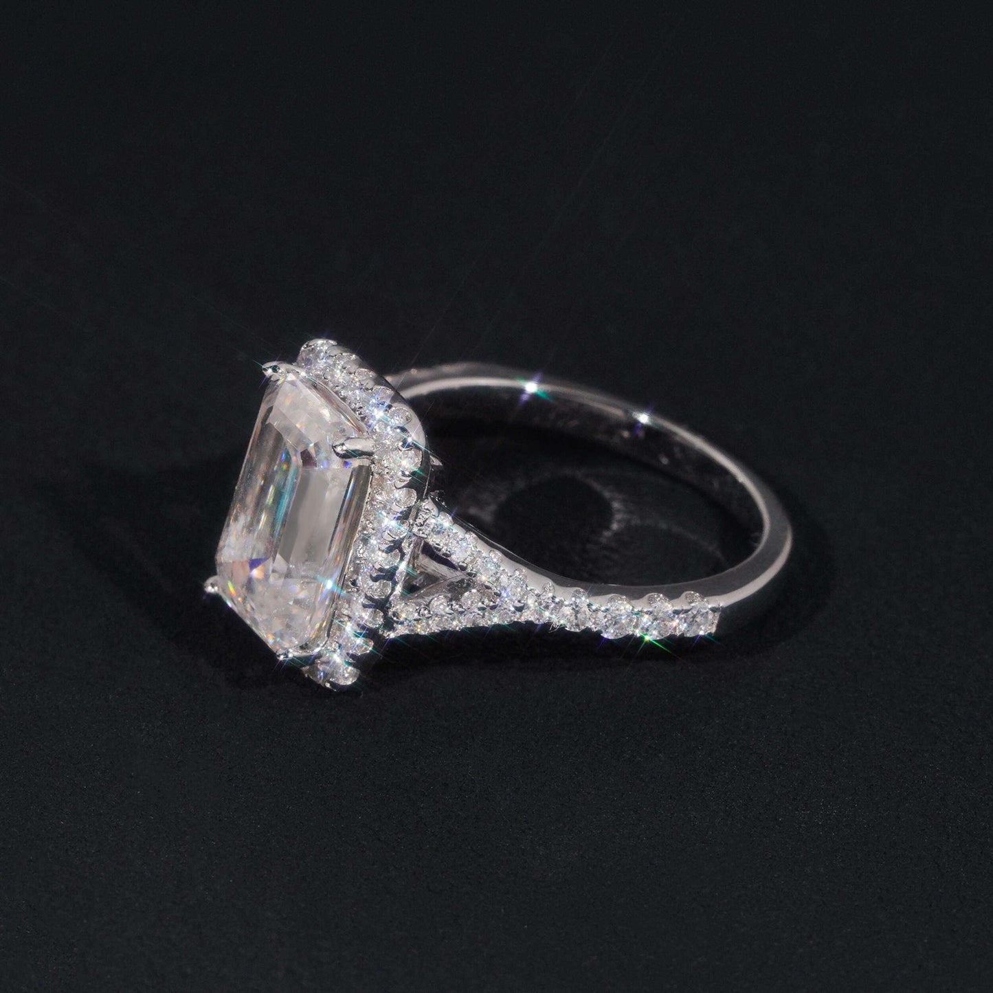 .925 SILVER HALO EMERALD CUT MOISSANITE ENGAGEMENT RING VTRG1013