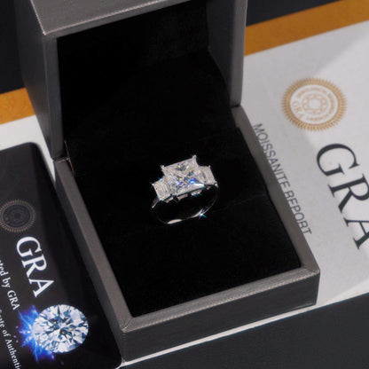 .925 SILVER PRINCESS CUT MOISSANITE ENGAGEMENT RING WITH SIDE EMERALD STONES VTRG1021