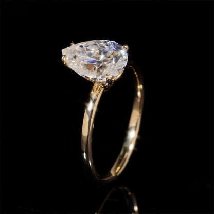 14K GOLD PEAR CUT MOISSANITE ENGAGEMENT RING VTRG1023