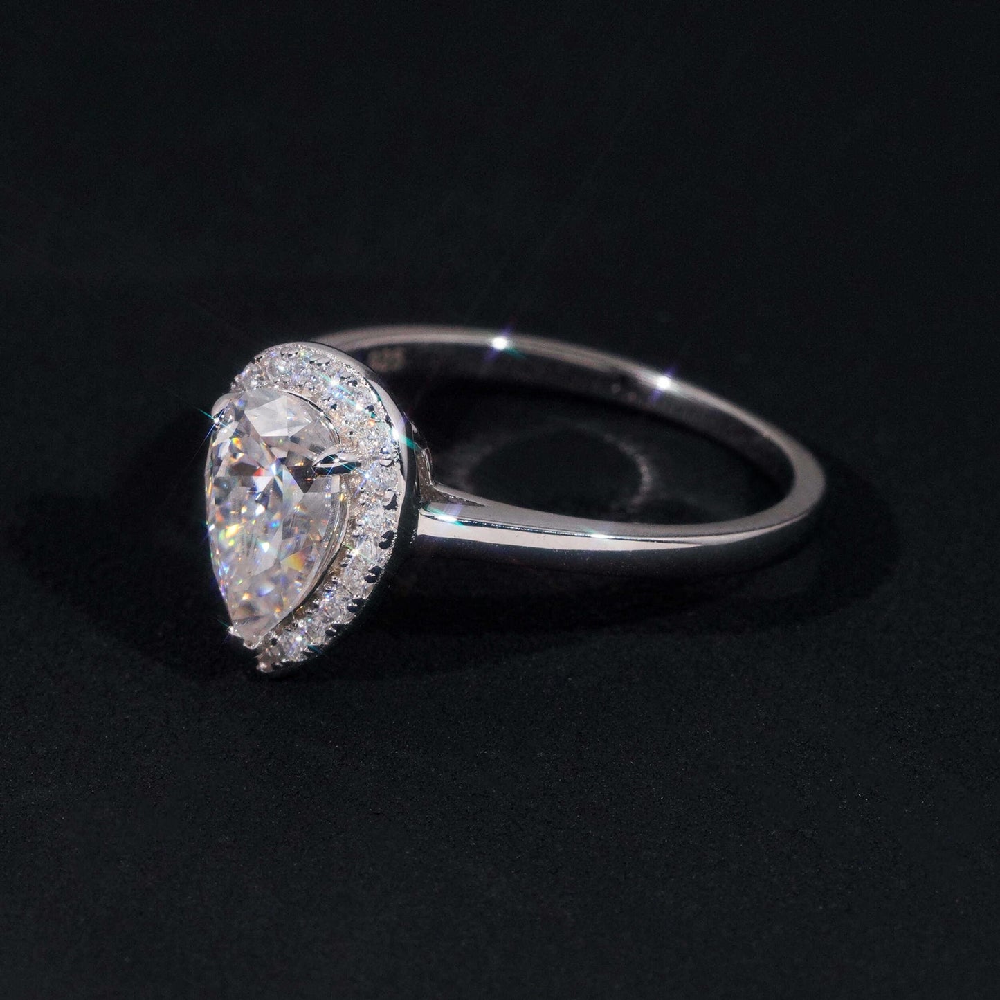.925 SILVER HALO PEAR CUT MOISSANITE ENGAGEMENT RING VTRG1012