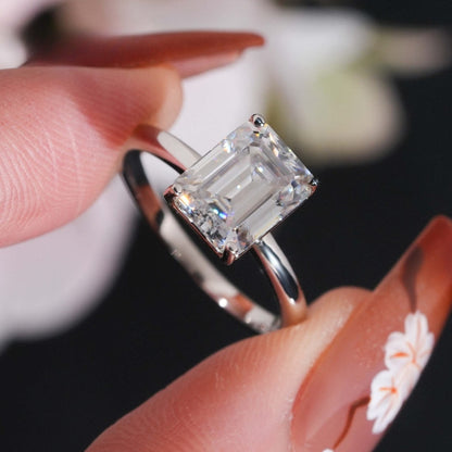 .925 SILVER EMERALD CUT MOISSANITE ENGAGEMENT RING VTRG1004