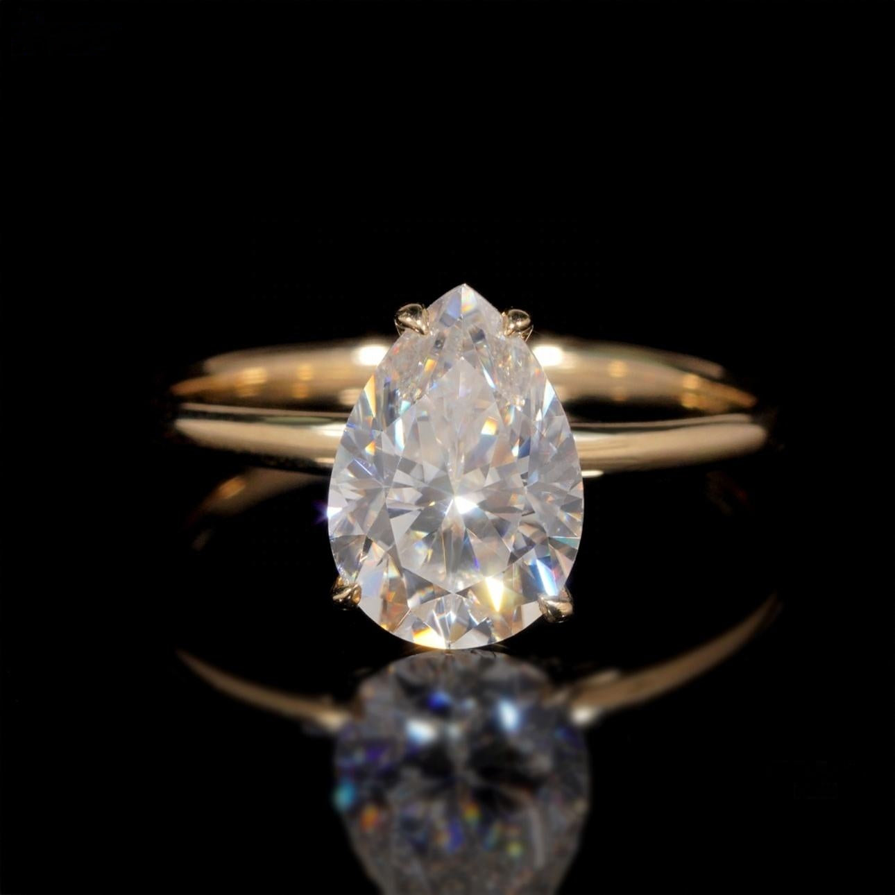 14K GOLD PEAR CUT MOISSANITE ENGAGEMENT RING VTRG1023