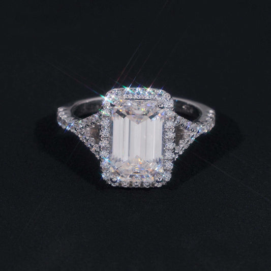 .925 SILVER HALO EMERALD CUT MOISSANITE ENGAGEMENT RING VTRG1013
