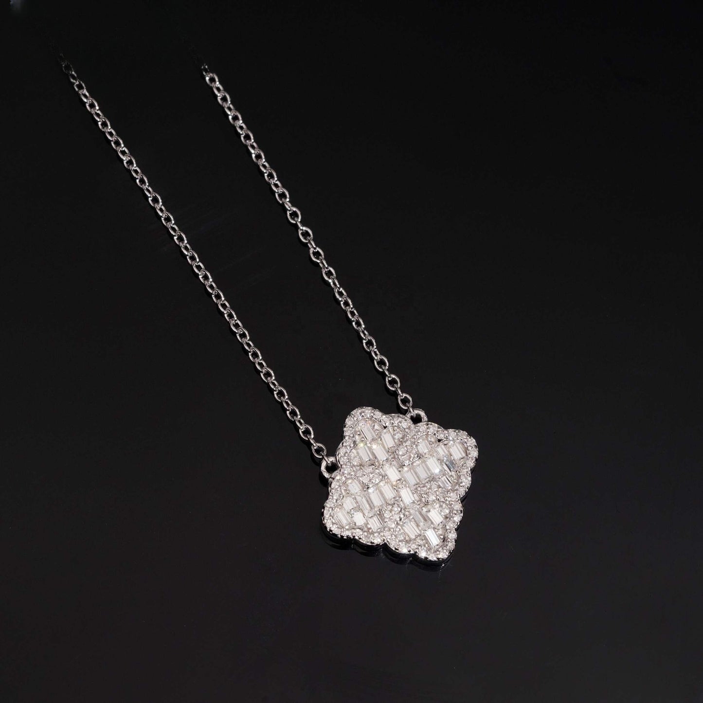 .925 SILVER BAGUETTE CUT DIAMOND FOUR-POINT CLOVER PENDANT VTNL3001