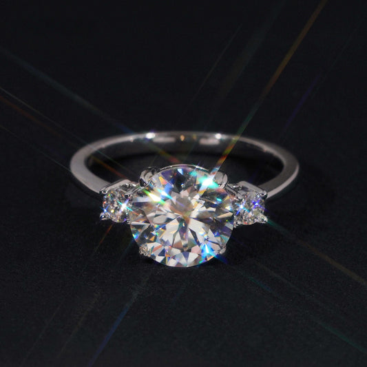 .925 SILVER ROUND BRILLIANT CUT MOISSANITE ENGAGEMENT RING WITH SIDE STONES VTRG1014