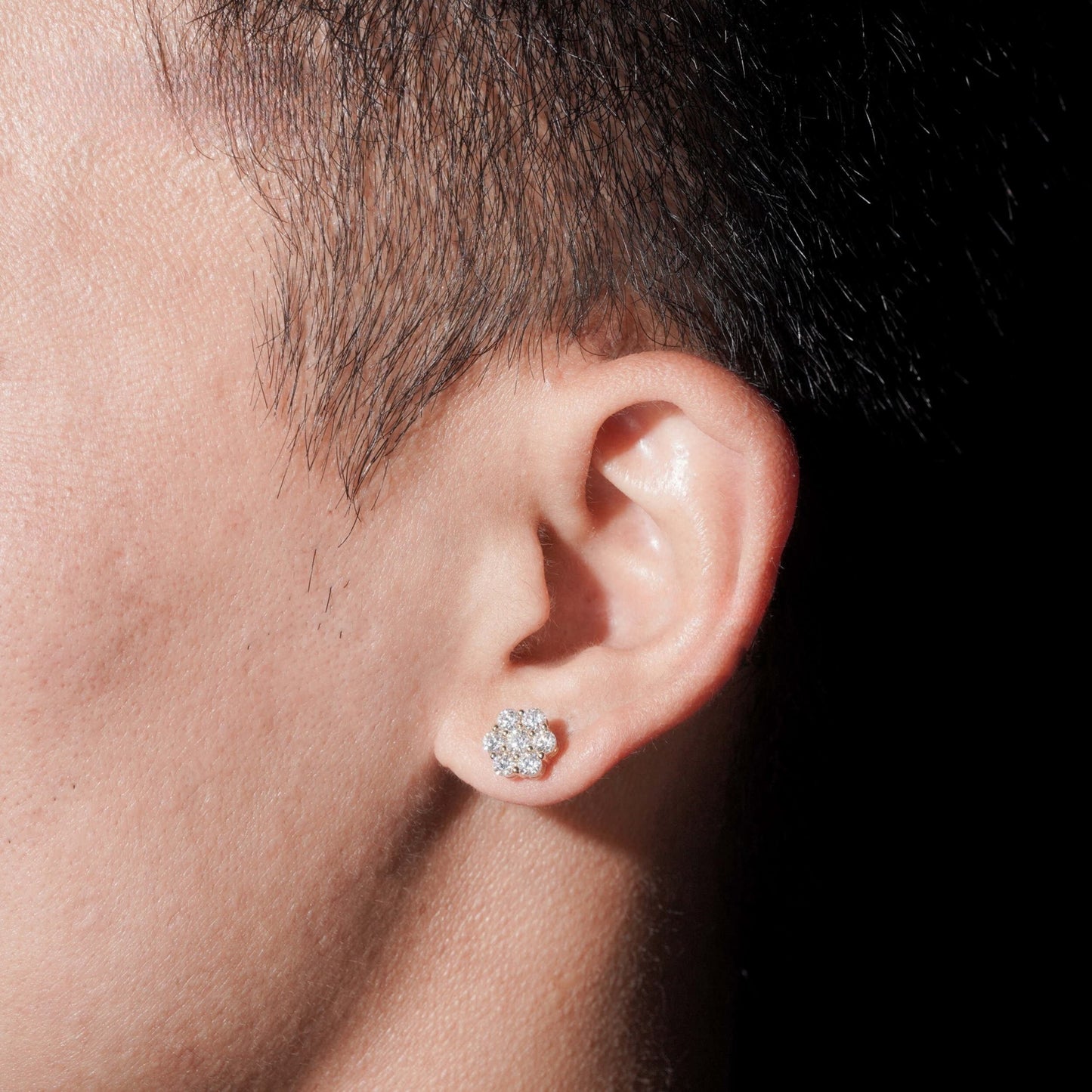 10K GOLD FLORAL SHAPED MOISSANITE STUD EARRING VTER1012