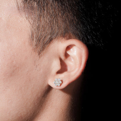 10K GOLD FLORAL SHAPED MOISSANITE STUD EARRING VTER1012