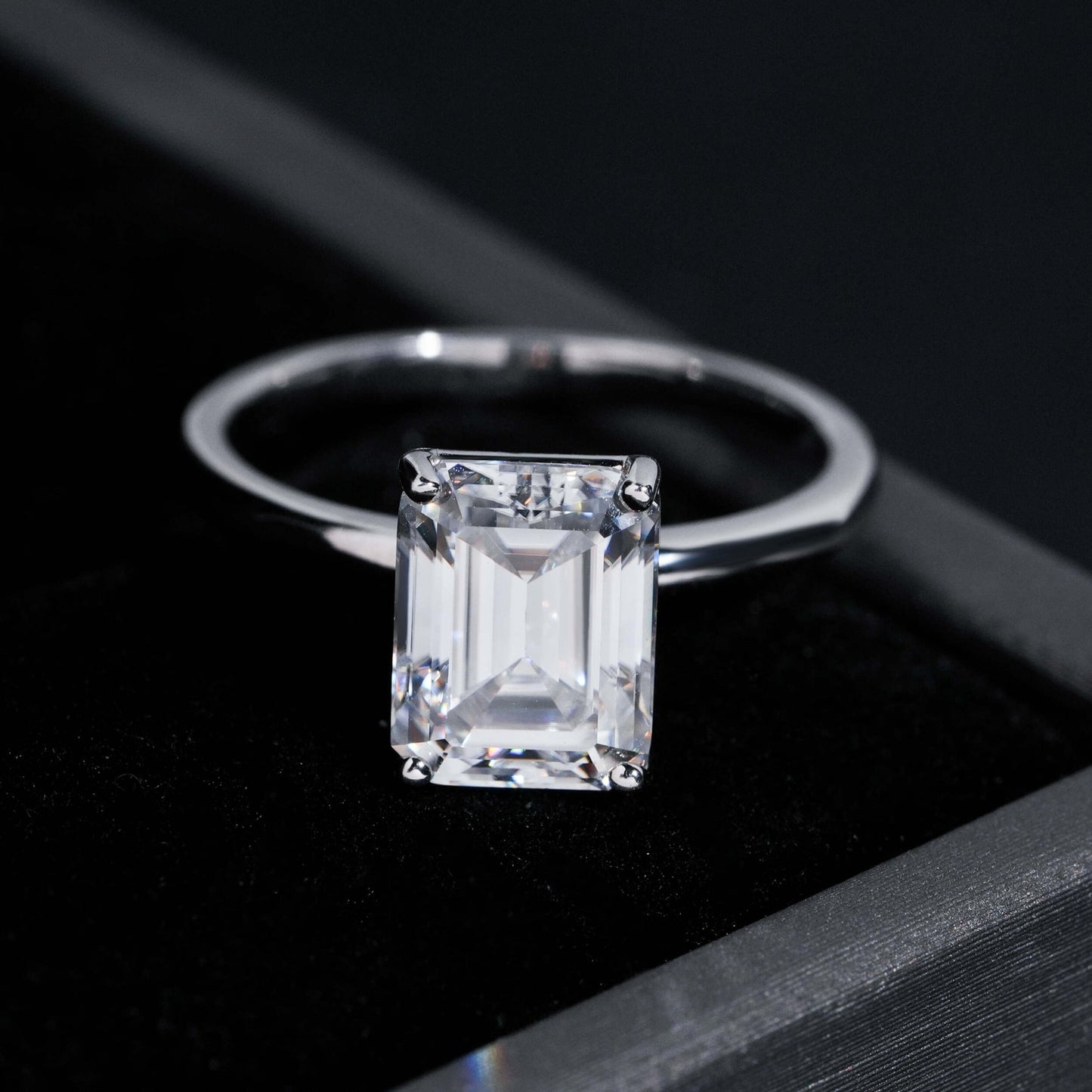 .925 SILVER EMERALD CUT MOISSANITE ENGAGEMENT RING VTRG1004