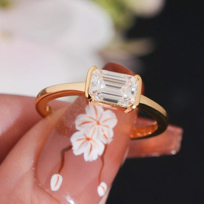 .925 SILVER EMERALD CUT IN BEZEL SETTING MOISSANITE ENGAGEMENT RING VTRG1005