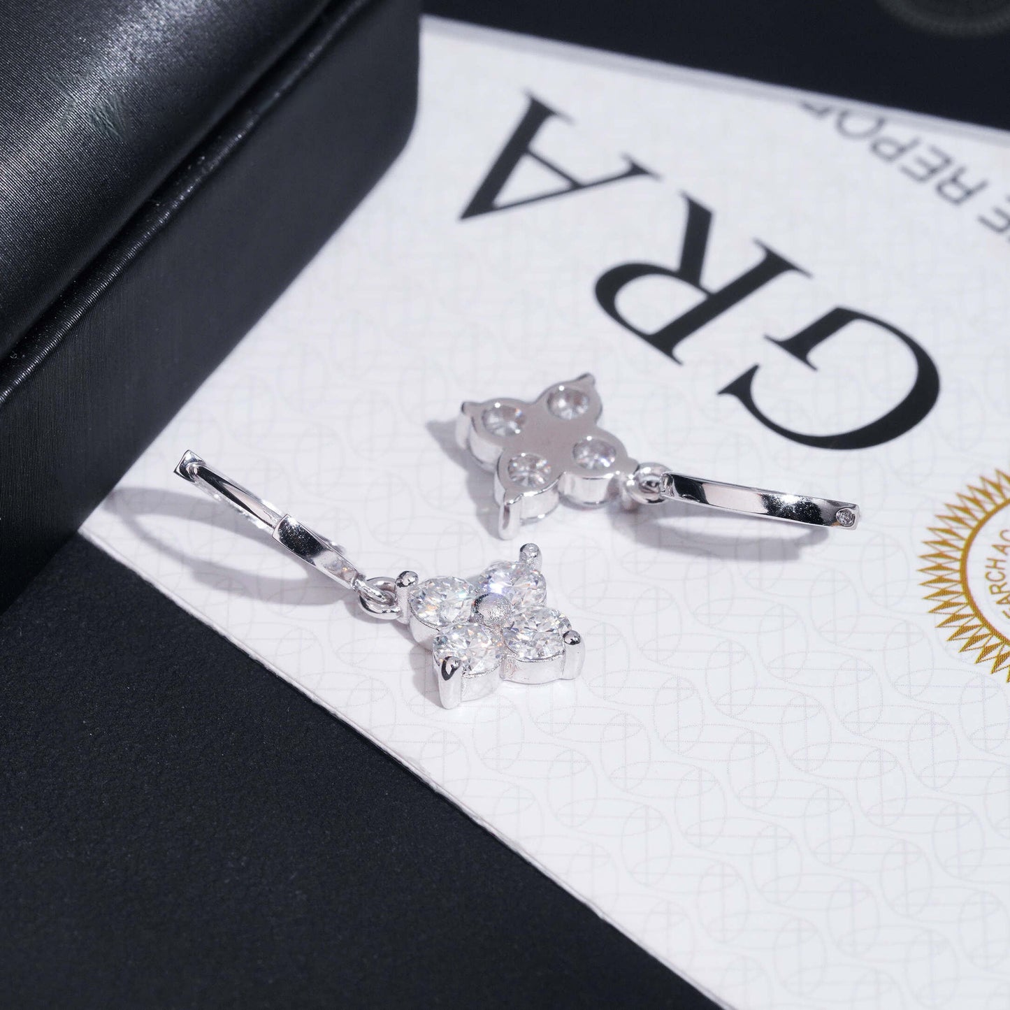 .925 SILVER RD CUT FOUR-PETAL DESIGN MOISSANITE  DROP EARRING VTER3002