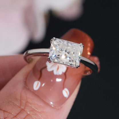 .925 SILVER RADIANT CUT MOISSANITE ENGAGEMENT RING VTRG1003
