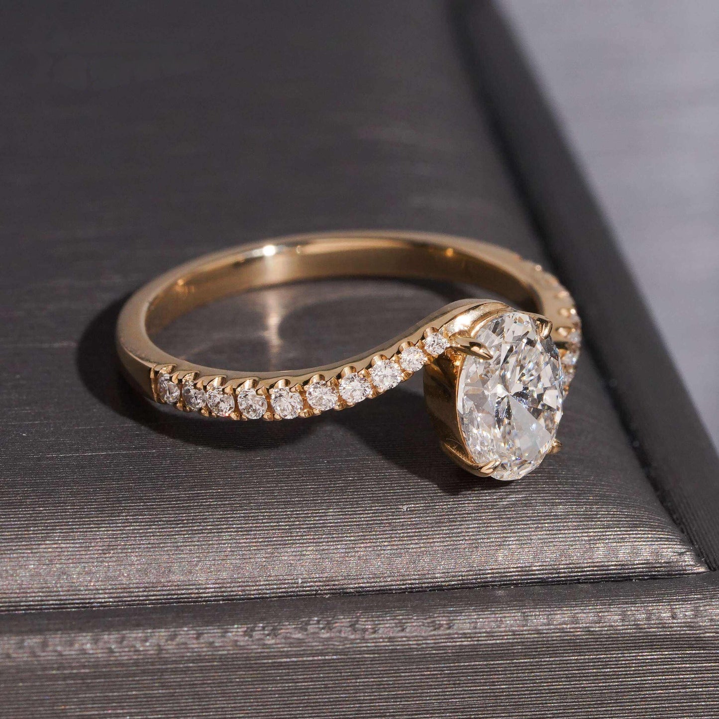 14K GOLD OVAL CUT LAB GROWN DIAMOND WITH SEMI PAVE SWIRL BAND ENGAGEMENT RING VTRG1030
